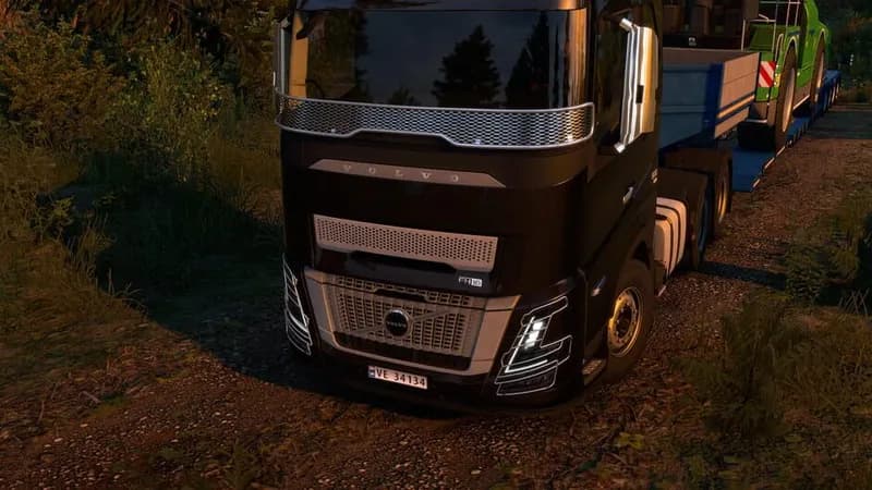 Euro Truck Simulator 2 - Forest Machinery gameplay screenshot 3