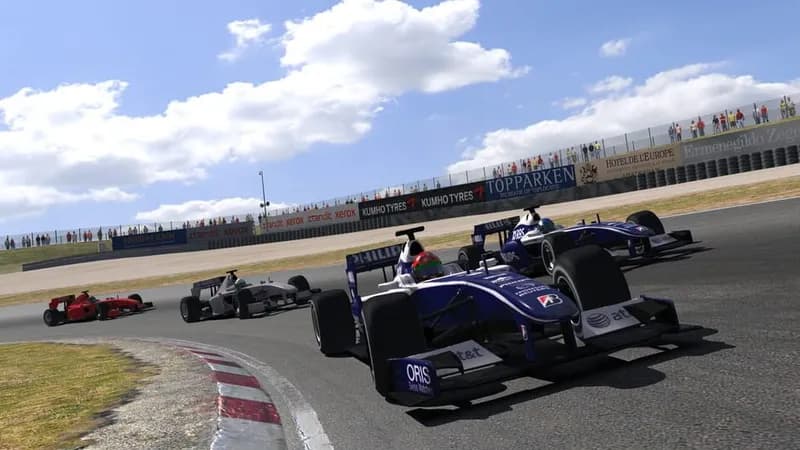 iRacing gameplay screenshot 2