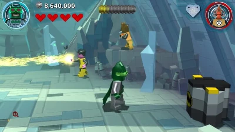 LEGO Batman 3: Beyond Gotham gameplay screenshot 1