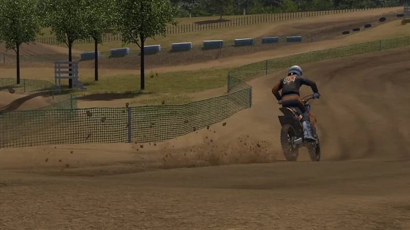 MX Bikes gameplay screenshot 1
